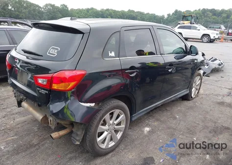 2015 Mitsubishi Outlander Sport Se z USA, uszkodzony, nr VIN 4A4AP4AUXFE048358